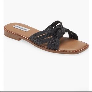 NWOB Steve Madden Wilmah Knotted Slide Sandals